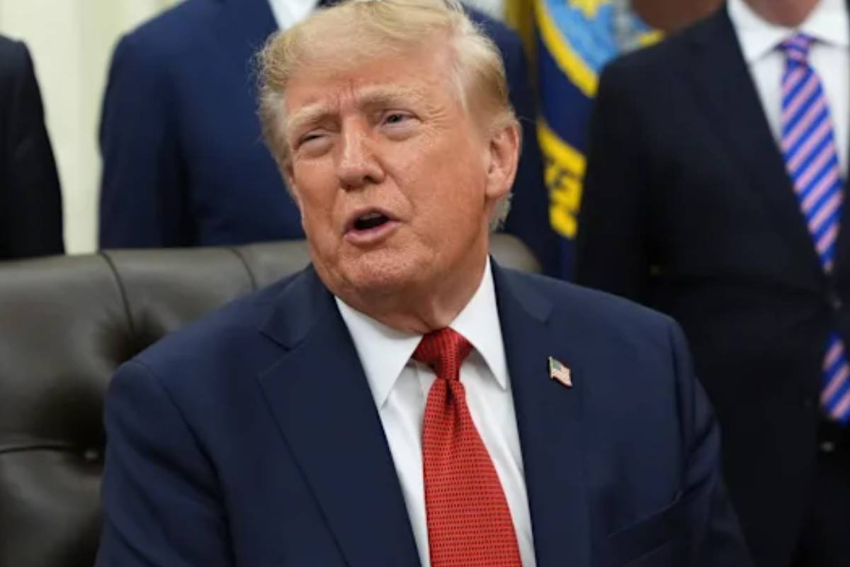 அமெரிக்க வெள்ளை மாளிகையில் CNN மற்றும் சில ஊடகங்களுக்கு தடை ; ட்ரம்ப் அதிரடி அறிவிப்பு | Ban On Cnn And Other Media Trump Announcement