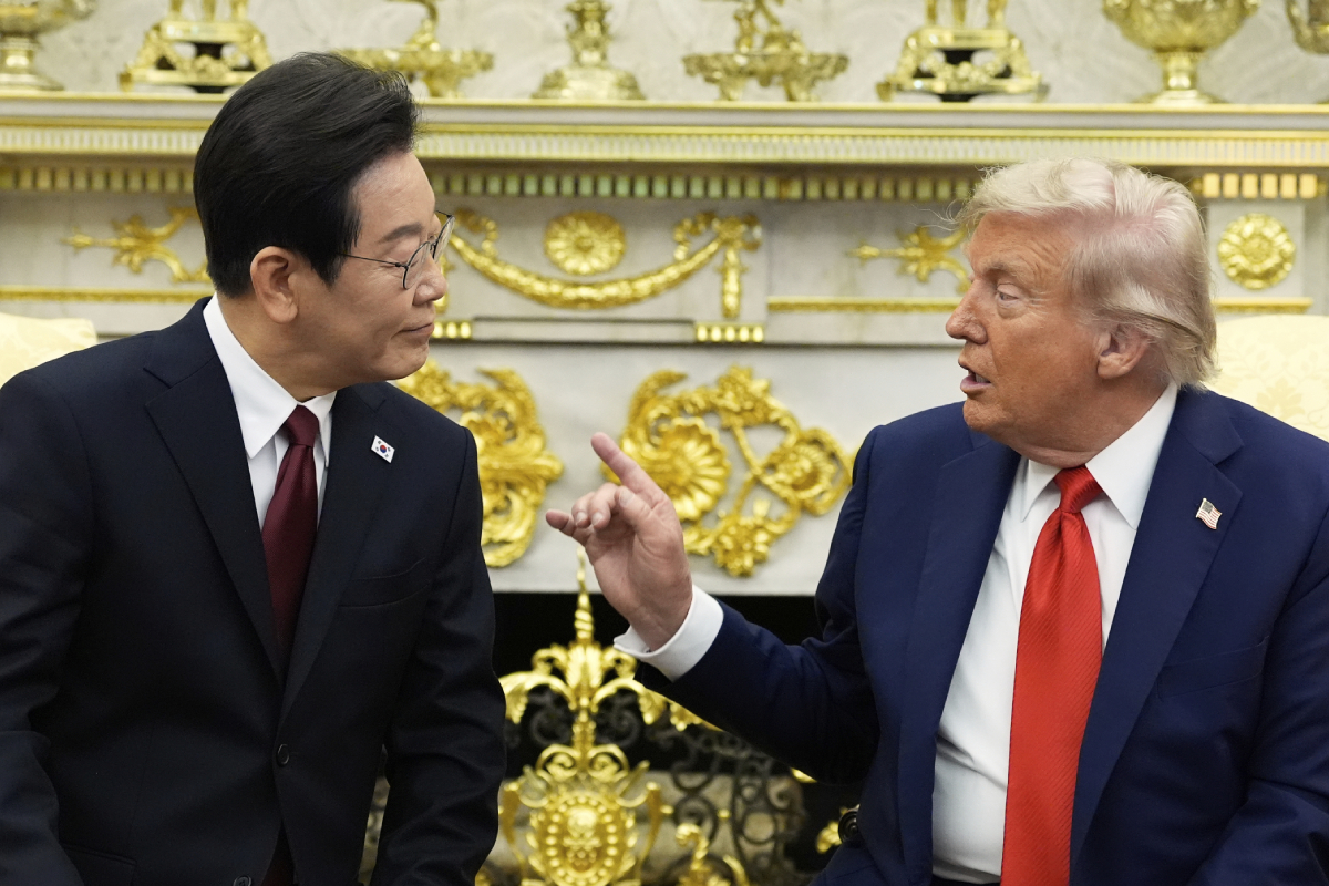 ஈரானுக்கு பேரிடி! மத்திய கிழக்கிற்கு நகர்த்தப்படும் அமெரிக்க ஏவுகணை அமைப்பு | Us Shifts Anti Missile System To Middle East ஈரானுக்கு பேரிடி! மத்திய கிழக்கிற்கு நகர்த்தப்படும் அமெரிக்க ஏவுகணை அமைப்பு | Us Shifts Anti Missile System To Middle East