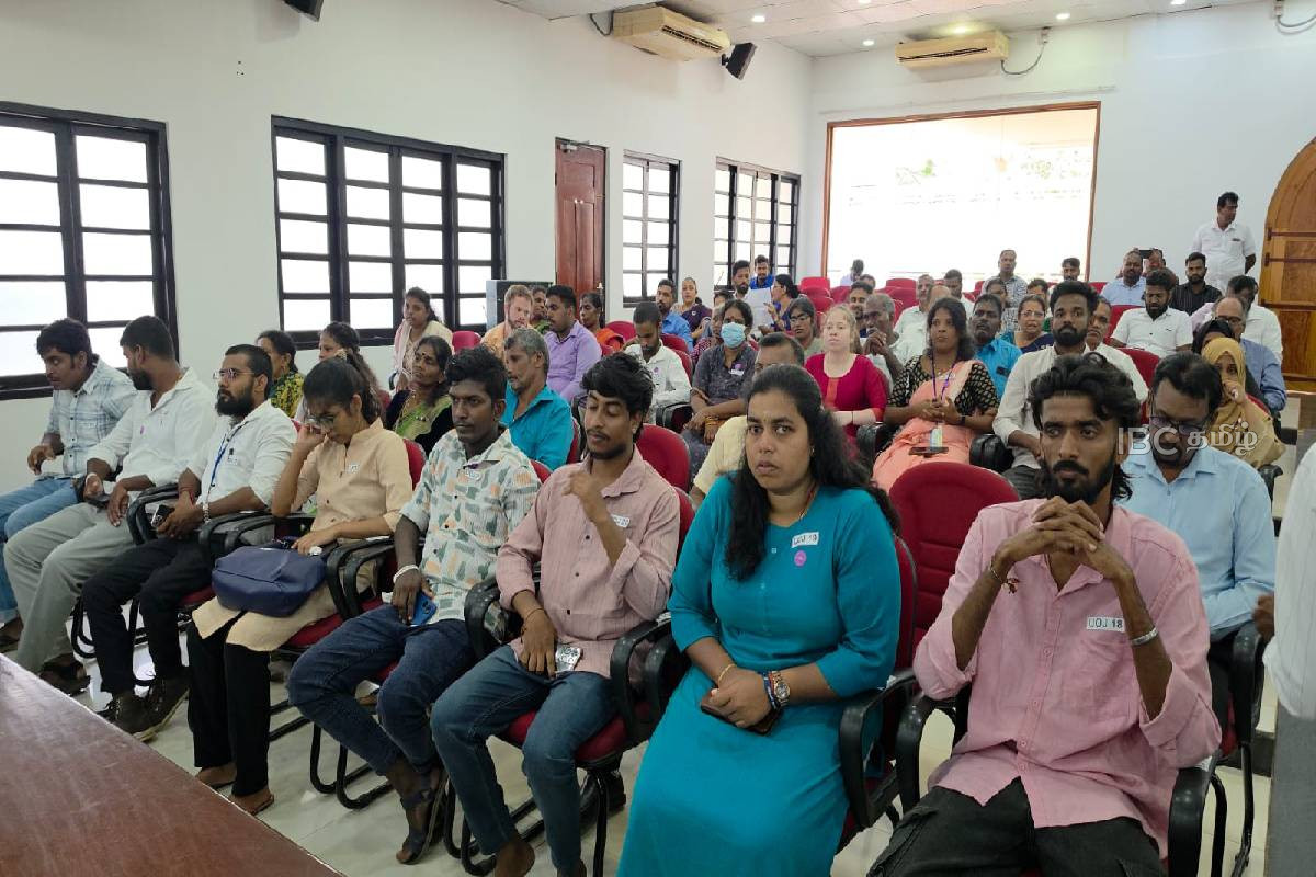 யாழில் விசேட தேவையுடைய பல்கலை மாணவர்களுக்கு நிதியுதவி | Financial Assistance Uni Students Special Needs