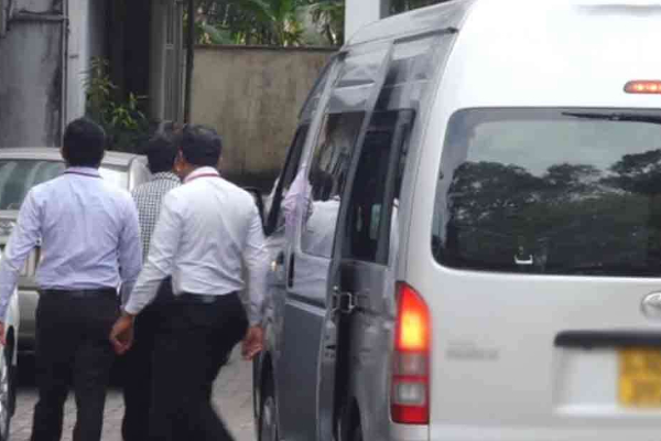 சிரேஸ்ட காவல்துறை அத்தியட்சகர் அதிரடியாக கைது | Acting Director Of Police Cultural Arrested