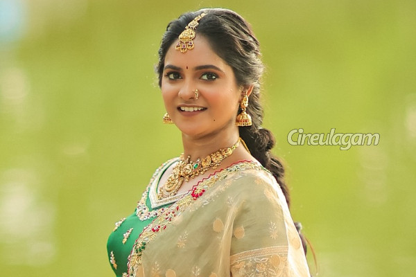Chinna Marumagal Swetha