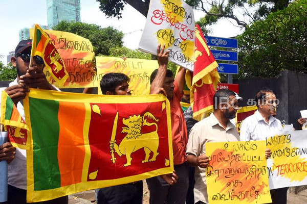 கனேடிய பிரதமர், தமிழ் எம்.பி ஆகியோரின் உருவப் பொம்மைகள் எரிப்பு | Sri Lanka Army War Crimes Canadian Prime Minister
