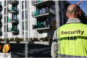 ஜேர்மனியில் கண்டுபிடிக்கப்பட்ட 1000 கிலோ குண்டு: வீடு வீடாகச் சென்று எச்சரித்த பொலிசார்