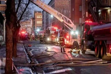 சீனாவில் அடுக்குமாடி குடியிருப்பு தீ விபத்தில் 15 பேர் பலி