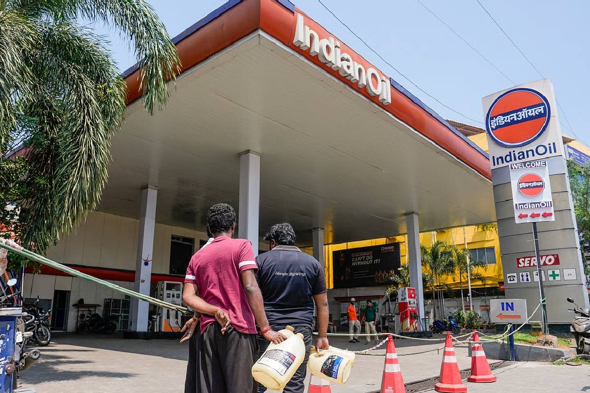 எரிபொருள் கையிருப்பில் நெருக்கடி: தொழிற்சங்கங்கள் கடும் எச்சரிக்கை | Fuel Stock Crisis Trade Unions Issue