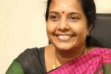 கோவை டவுன் ஹால் பகுதியில் தீவிர பிரச்சாரத்தில் ஈடுபட்ட பாஜக வேட்பாளர்