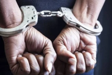 யாழில் அதிரடி கைதான இருவர்; கெப் வண்டியில் காத்திருந்த அதிர்ச்சி