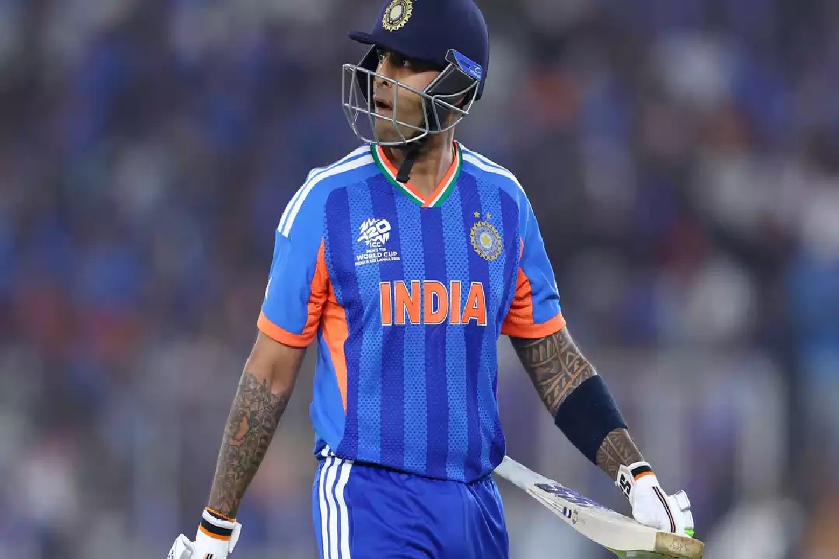 அணியிலிருந்தே நீக்கப்பட்டார் சூர்யகுமார் யாதவ் | Suryakumar Dropped From India T20 Squad