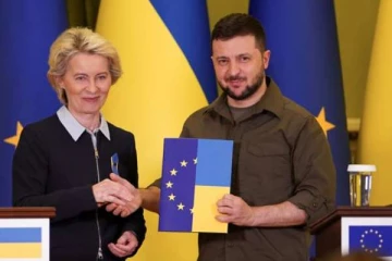 உக்ரைன் தொடர்பில் ஐரோப்பாவின் இரட்டை நிலை... ரஷ்யாவுக்கு கொட்டிக்கொடுத்த பல பில்லியன் தொகை