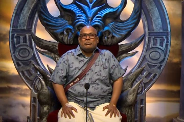 நான் இடைஞ்சலா இருக்க விரும்பல.. பிக் பாஸில் இருந்து வெளியேறிய சுரேஷ் சக்ரவர்த்தி!