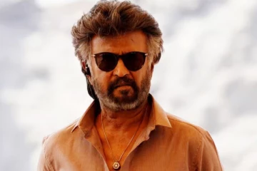 அச்சு அசல் ரஜினிகாந்த் போலவே இருக்கும் நபர்.. அனைவரையும் மிரள வைத்த வீடியோ இதோ