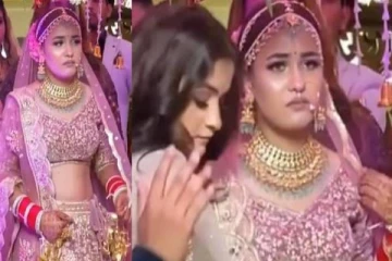 மண்டப வாசலிலேயே அடம்பிடித்த மணப்பெண்... காரணத்தை கேட்ட அப்படியே ஷாக் ஆகிடுவீங்க! வைரல் வீடியோ!