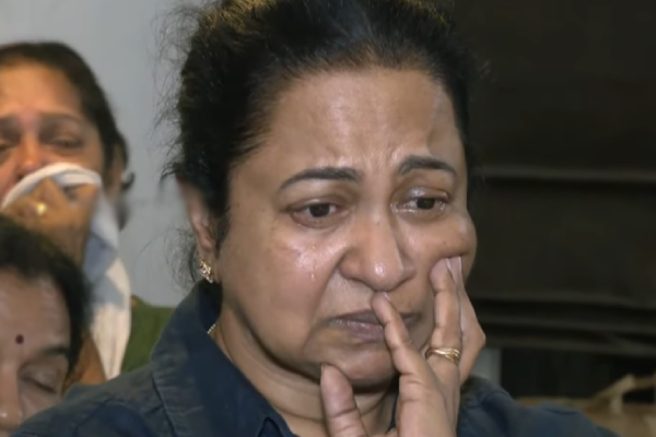 நடிகை ராதிகா வீட்டில் சோகம் - தாயார் கீதா காலமானார்! | Actress Radhika Mother Passed Away