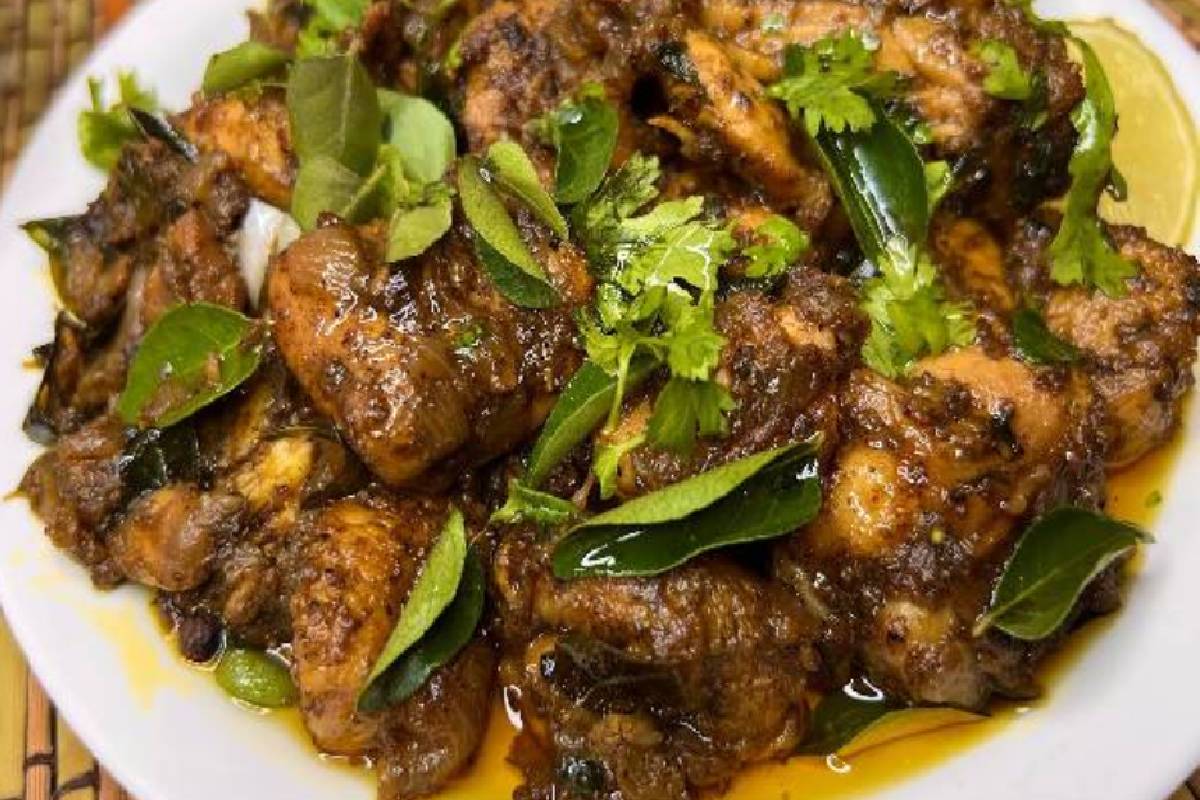 ஆந்திரா பாணியில் காரசாரமான பச்சை மிளகாய் சிக்கன்... இப்படி செய்தா கொஞ்சமும் மிஞ்சாது! | Andhra Style Spicy Chilly Chicken Recipe