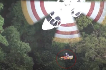 அவுஸ்திரேலியாவிற்கு சுற்றுலா சென்ற பிரித்தானிய குடும்பம்: தந்தை மற்றும் மகன் பரிதாபமாக உயிரிழப்பு!