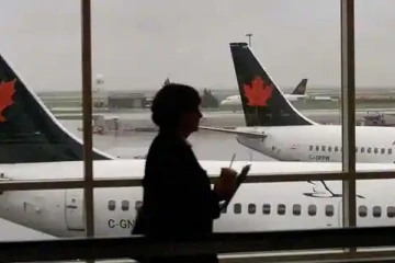 எக்ஸ்பிரஸ் நுழைவு மூலம் கனடாவில் நிரந்தர வாழிட உரிமம் பெற்றுத்தர இந்த பணிகள் உதவலாம்... எந்தெந்த பணிகள்?