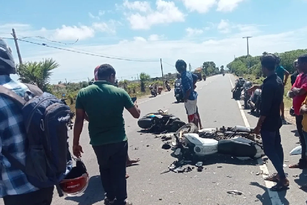 யாழில் இடம்பெற்ற கோர விபத்த்தில் இருவர் பலி | A Tragic Accident In Yali One Died On The Spot