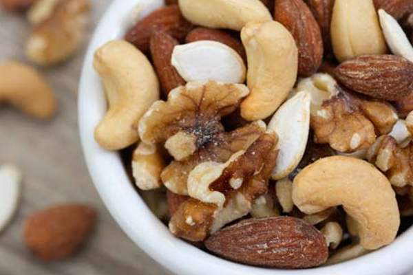 இந்த கொட்டைகளை தினமும் சாப்பிடுங்க…வாழ்நாளில் இதய நோயே நெருங்காது! | Nuts And Your Heart Eating Nuts For Heart Health