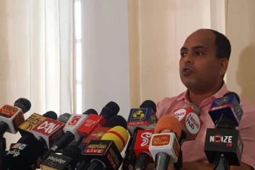 அரச ஊழியர்களின் சம்பளத்தில் அரசு கைவைக்கக்கூடாது! எதிர்க்கட்சி பதிலடி