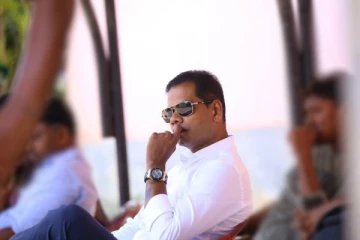 இலங்கையில் முதலீடு செய்ய வந்த பிரபல சர்வதேச தொழிலதிபருக்கு சிறிலங்கா புலனாய்வுத்துறையால் ஏற்பட்ட நெருக்கடி!