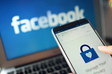 பேஸ்புக்கில் உங்களது Profile-ஐ லாக் செய்வது எப்படி?