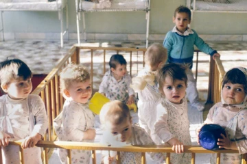 பிரித்தானியாவில் பல்லாயிரக்கணக்கான குழந்தைகளை அனாதையாக்கிய கொரோனா! வெளியான அதிர வைக்கும் தகவல்