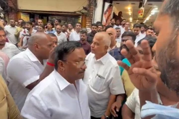 கொழும்பு செட்டித்தெரு பகுதியில் பரபரப்பு! நகை வியாபாரியை அடித்து இழுத்து சென்ற பொலிஸார்