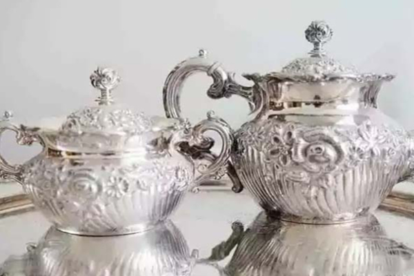 நகை வாங்க போறீங்களா? அதிரடி உயர்வால் அதிர்ச்சியில் மக்கள் | Today Gold Rate June 9 2022 In Tamil