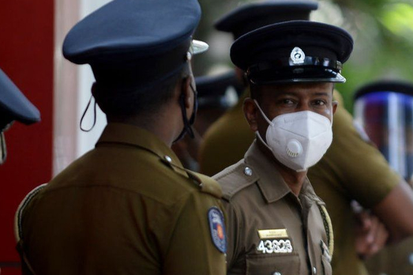 களுத்துறை விடுதியொன்றில் மீண்டுமொரு அதிர்ச்சி சம்பவம்; ஜோடிகளுக்கு நேர்ந்த கதி! | Another Shocking Incident In A Kalutara Hotel