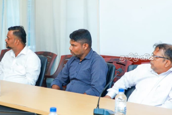 கல்விச் சீர்திருத்த ஒத்திவைப்புக்கு அரசே பொறுப்பு: சஜித் சாடல் | Sajith On Education Reforms கல்விச் சீர்திருத்த ஒத்திவைப்புக்கு அரசே பொறுப்பு: சஜித் சாடல் | Sajith On Education Reforms