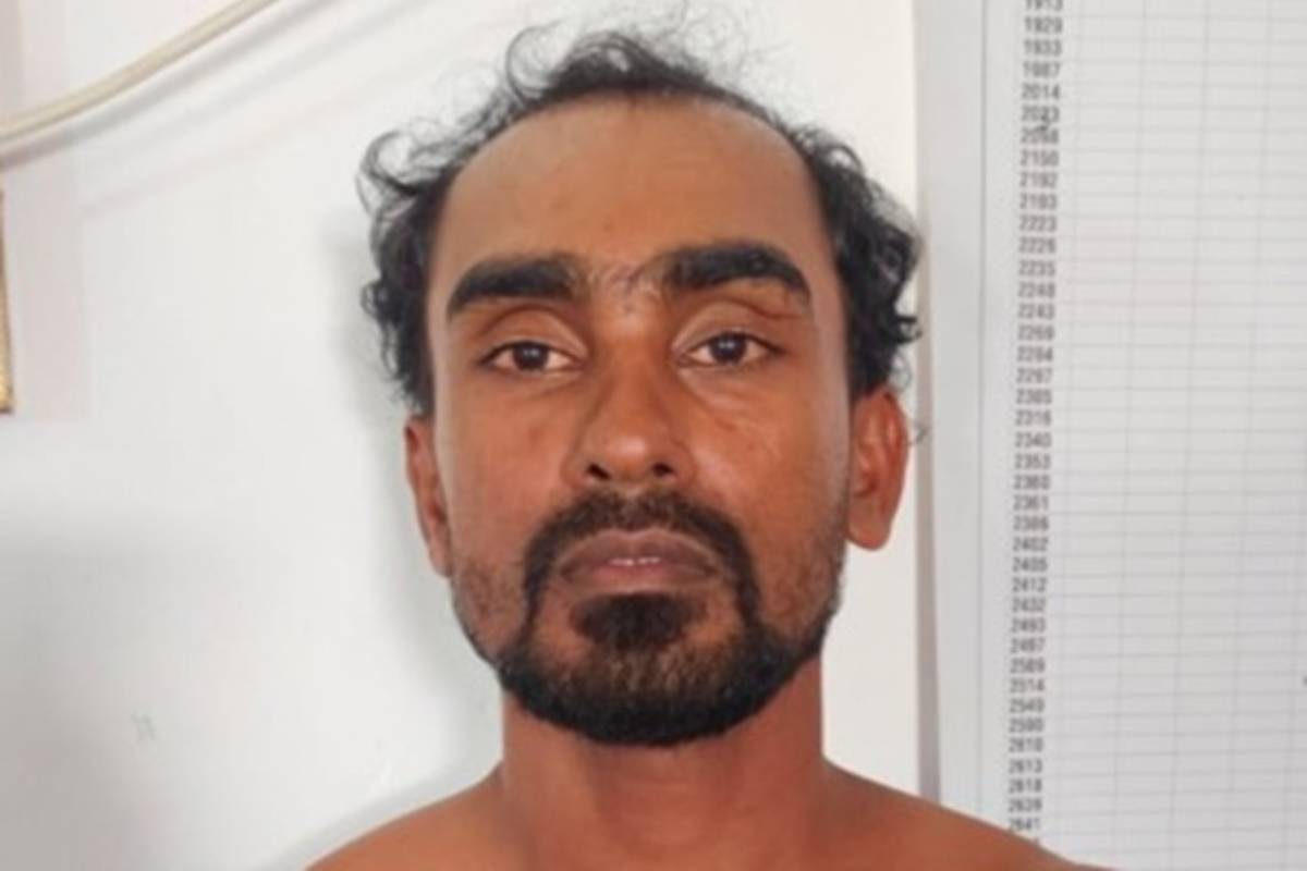 பெண் காசாளர் மீது துப்பாக்கிச்சூடு ; பொதுமக்களின் உதவியை நாடும் பொலிஸார் | Olice Seek Public Assistance பெண் காசாளர் மீது துப்பாக்கிச்சூடு ; பொதுமக்களின் உதவியை நாடும் பொலிஸார் | Olice Seek Public Assistance