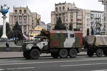 உக்ரைன் தாக்குதலை 'எல்லா திசைகளிலும்' விரிவுபடுத்த ரஷ்யா உத்தரவு