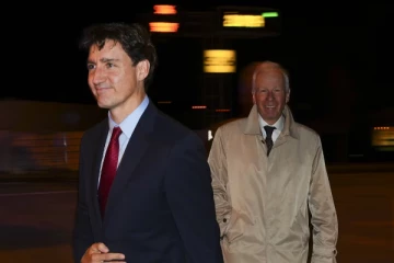 கனடிய பிரதமர் பிரான்சிற்கு விஜயம்