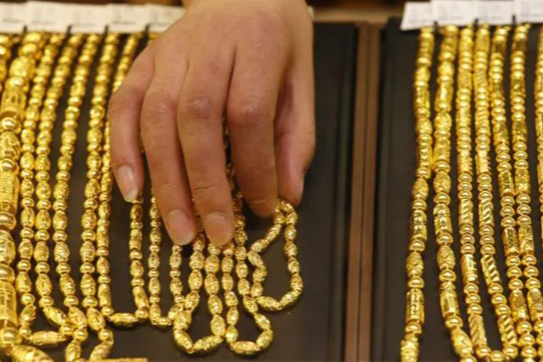 மீண்டும் உச்சத்தை தொட்ட தங்கத்தின் விலை | Gold Prices Hit New Highs Srilanka October 14