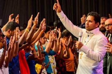 சர்ச்சைக்குரிய போதகர் ஜெரோம் பெர்னாண்டோவின் அதிரடி அறிவிப்பு