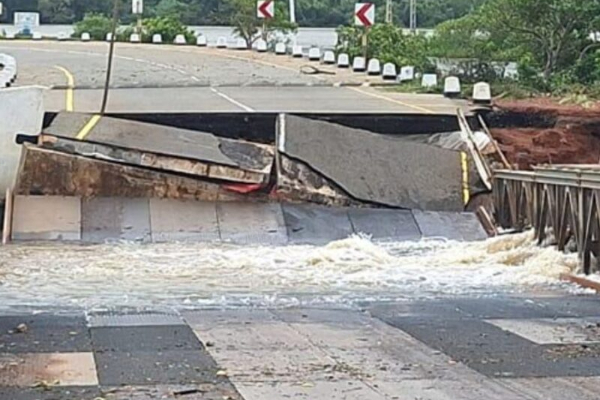நாயாறு பால புனரமைப்புப் பணிகள் ஆரம்பம் | Mullaitivu Nayaru Bridge In Mullaitivu Collapses