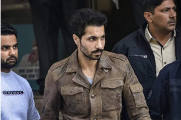 கார் விபத்தில் உயிரிழந்த பிரபல நடிகர்: யார் இந்த தீப் சித்து?