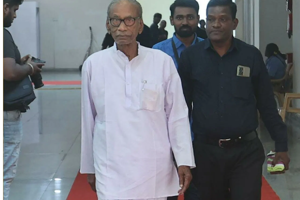 விடுதலைப்புலிகளின் தலைவர் உயிரோடு இருக்கிறாரா! இல்லையா! வெளியான முக்கிய தகவல்! | Is The Leader Of The Ltte Alive