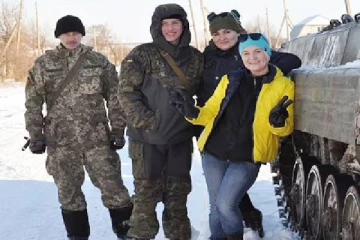 உக்ரேனிய வீரர்களுக்கு உதவ களமிறங்கிய கனேடிய குடும்பம்!