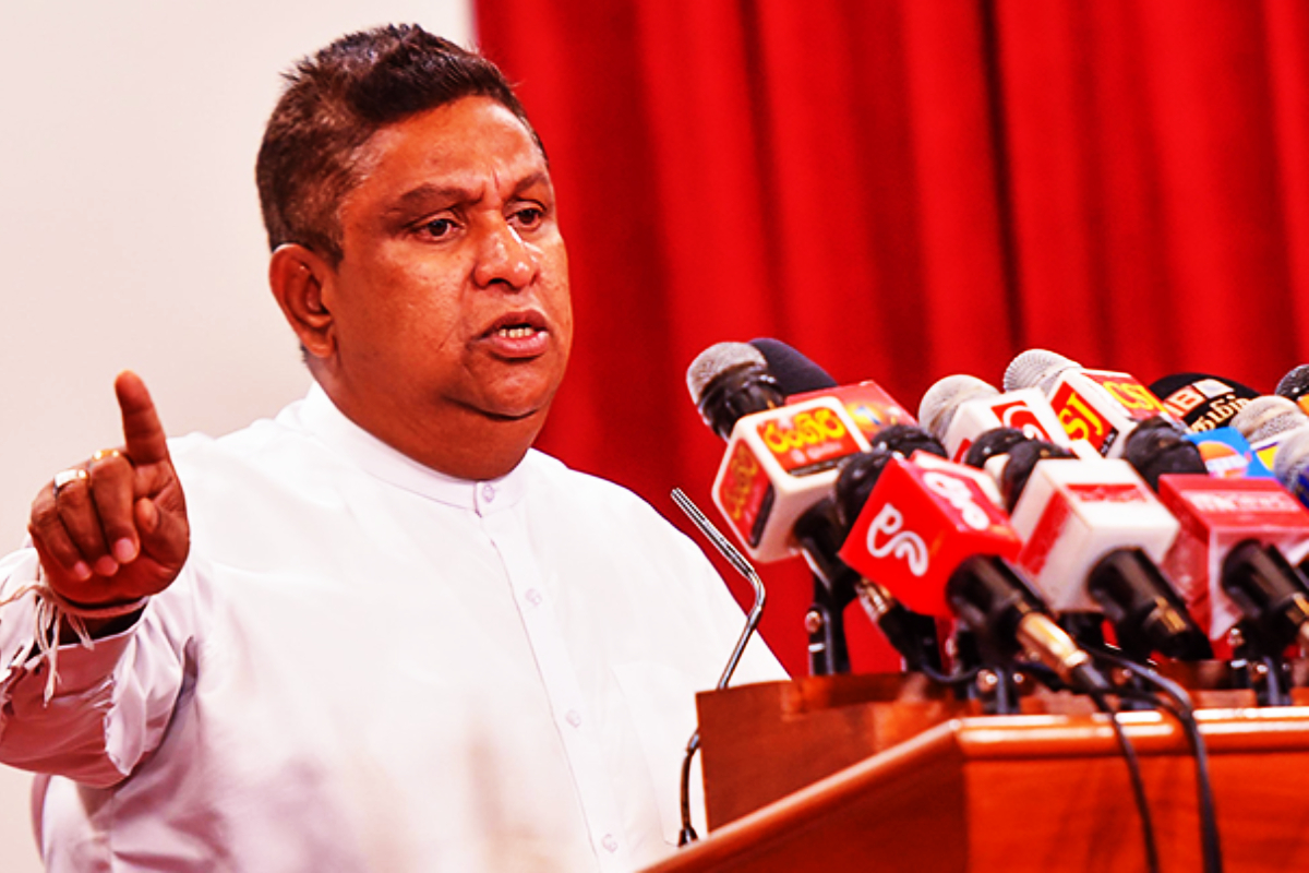 கிளிநொச்சி காவல்துறைப் பொறுப்பதிகாரி நியமனத்தில் முறைகேடு: சபையில் அம்பலப்படுத்திய எம்.பி | Mp Alleges Unqualified Officer Named Hqi கிளிநொச்சி காவல்துறைப் பொறுப்பதிகாரி நியமனத்தில் முறைகேடு: சபையில் அம்பலப்படுத்திய எம்.பி | Mp Alleges Unqualified Officer Named Hqi
