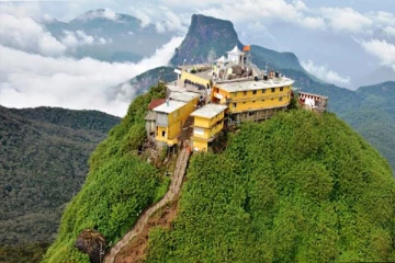 இன்று முதல் ஆரம்பமாகும் சிவனொளிபாதமலையின் யாத்திரைக் காலம்