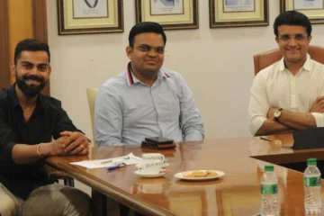 சர்ச்சையை கிளப்பிய புகைப்படம்! விளக்கம் அளித்துள்ள கங்குலி