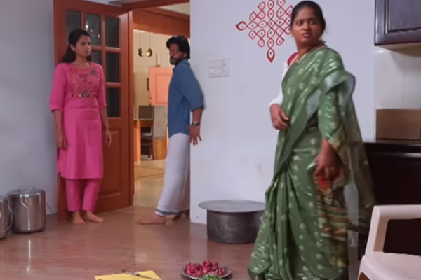 Ethirneechal: விசாலாட்சியின் கசப்பான காதல் கதை! ஜனனியின் ஹோட்டலுக்கு ஏற்பட்ட ஆபத்து | Ethirneechal Visalatchi Sad Love Story Reveal