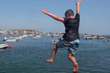 பிரித்தானியாவில் காணாமல் போன சிறுவன் பிணமாக மீட்பு! வெப்ப அலையால் அதிகரிக்கும் இறப்பு எண்ணிக்கை