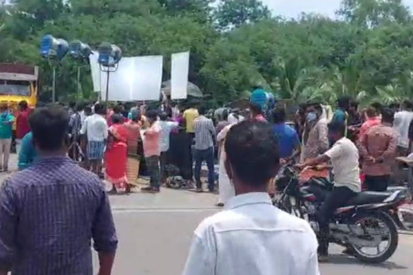 பிரபல நடிகரை காண கூடிய கூட்டம் - டான் படக்குழுவினருக்கு அபராதம் விதித்த போலீசார்! | Sivakarthikeyan Don Tamil Movie