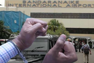 கட்டுநாயக்காவில் விமான நிலையத்தில் கொழும்பை சேர்ந்த நபர் அதிரடி கைது!