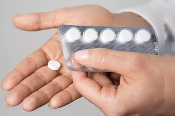 பாராசிட்டமால் மாத்திரையை பயன்படுத்துபவரா நீங்கள்? விஞ்ஞானிகள் விடுத்துள்ள எச்சரிக்கை