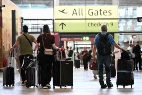 ஜேர்மனியில் ட்ரோன் அச்சுறுத்தல்: முடக்கப்பட்ட விமான சேவை | Drone Activity Disrupts Flights In Germany