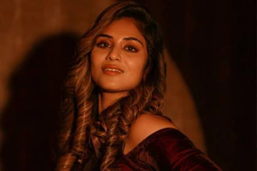 அந்த பிரபலத்துக்கு ஆசைப்படும் நடிகை இந்துஜா!! அவரே கூறிய உண்மை..