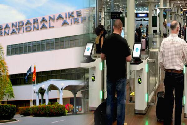 கட்டுநாயக்க விமான நிலையத்தில் சிக்கிய வெளிநாட்டவர்! அதிகாரிகளால் கண்டுபிடிக்கப்பட்ட திட்டம் | Bangladeshi National Arrested The Airport